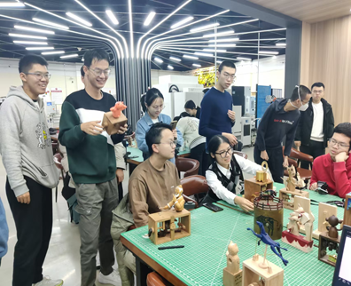 动态艺术装置赏析与制作实践