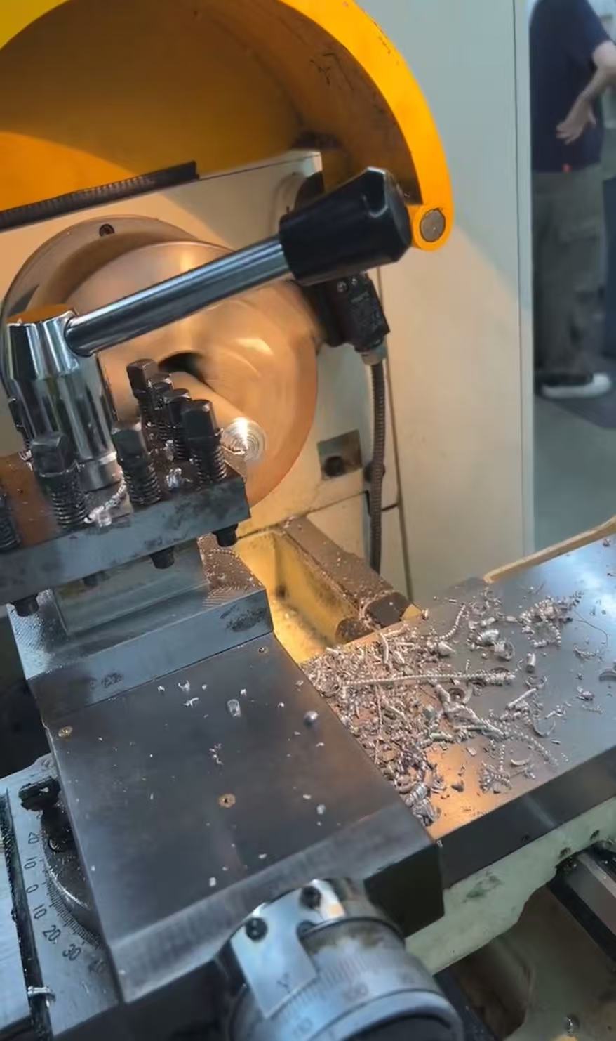 可调速立式飞轮储能系统