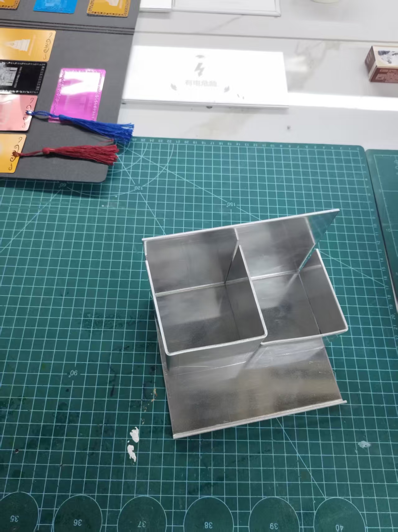 钨极氩弧焊笔筒；指尖陀螺